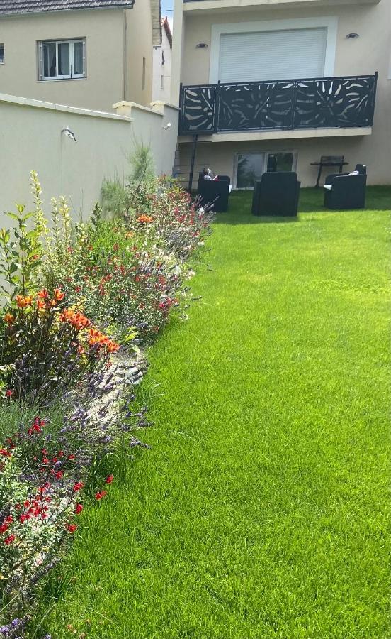 Grand T1 Moderne Jardin Pres De Cdg Daire Le Thillay Dış mekan fotoğraf